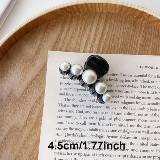 Sweet Mini Round Pearl Hair Clips for Women Girls Hair Claw Chic Barrettes Claw Crab Hairpins Styling Fashion Hair Accessories