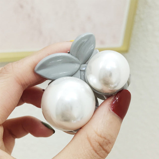 Sweet Mini Round Pearl Hair Clips for Women Girls Hair Claw Chic Barrettes Claw Crab Hairpins Styling Fashion Hair Accessories